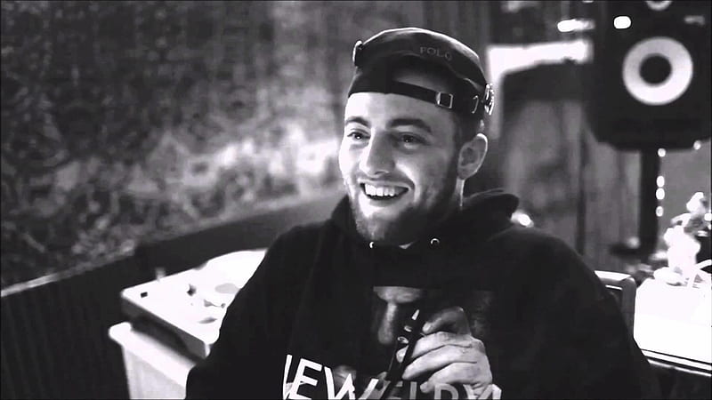 Discovery splash banner for r/MacMiller Discord server